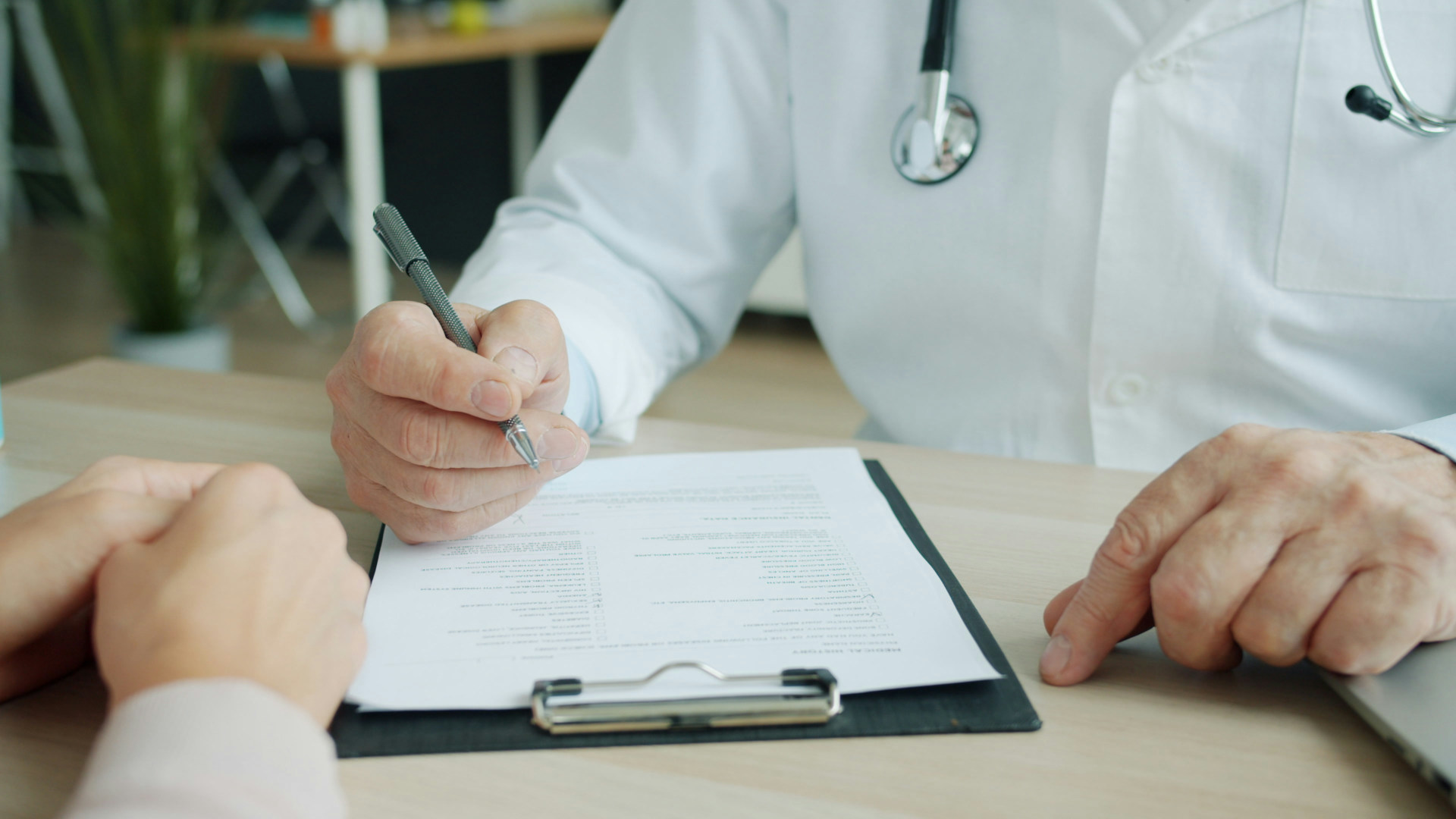 Patient consultation at Auckland Surgical Associates